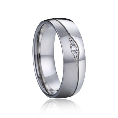 Snubní ocelový prsten