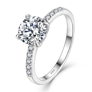 stříbrný zásnubní prsten kulatý moissanit